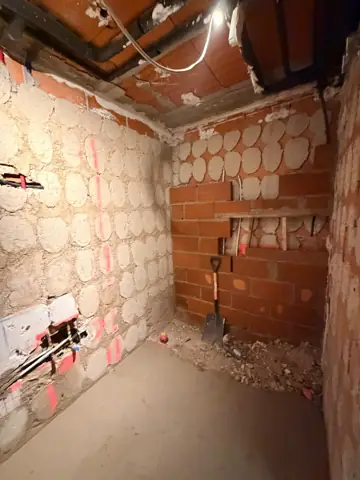 Baño de diseño con luz LED — proceso de obra, foto 2