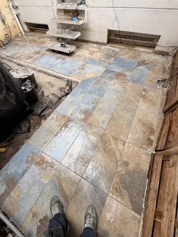 Terraza con porcelánico efecto piedra — acabado, foto 3